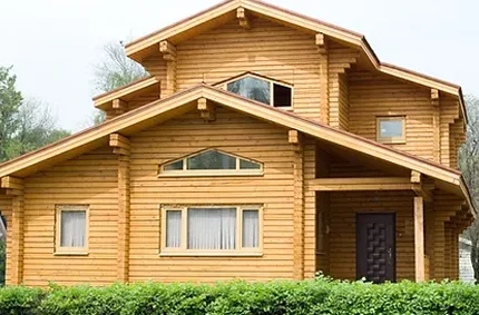 Zwei Stöckiges Holzhaus